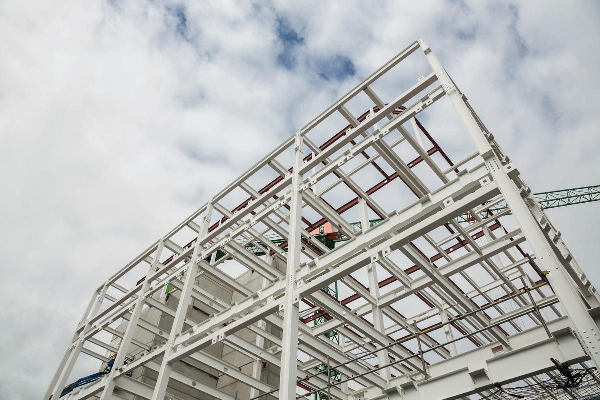 7 Benefits of Using Aluminum Profiles in Construction Projects
